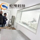 Popredný poskytovateľ elektronických riešení kontroluje našu výrobnú linku